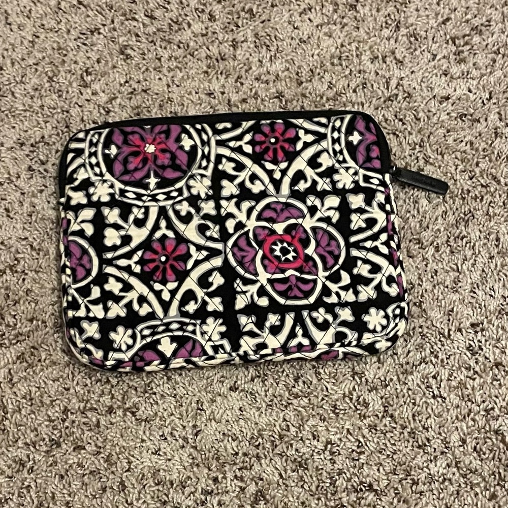 Vera Bradley Scroll Medallion tablet sleeve